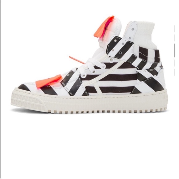 Off White white and Black striped 3.0 off court sneakers - Picture 2 of 11